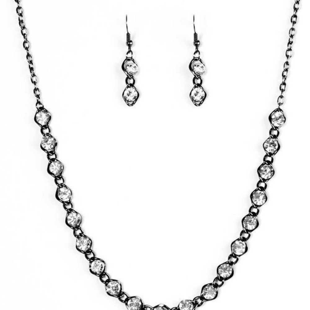 Paparazzi Gun medal necklace with rhinestones